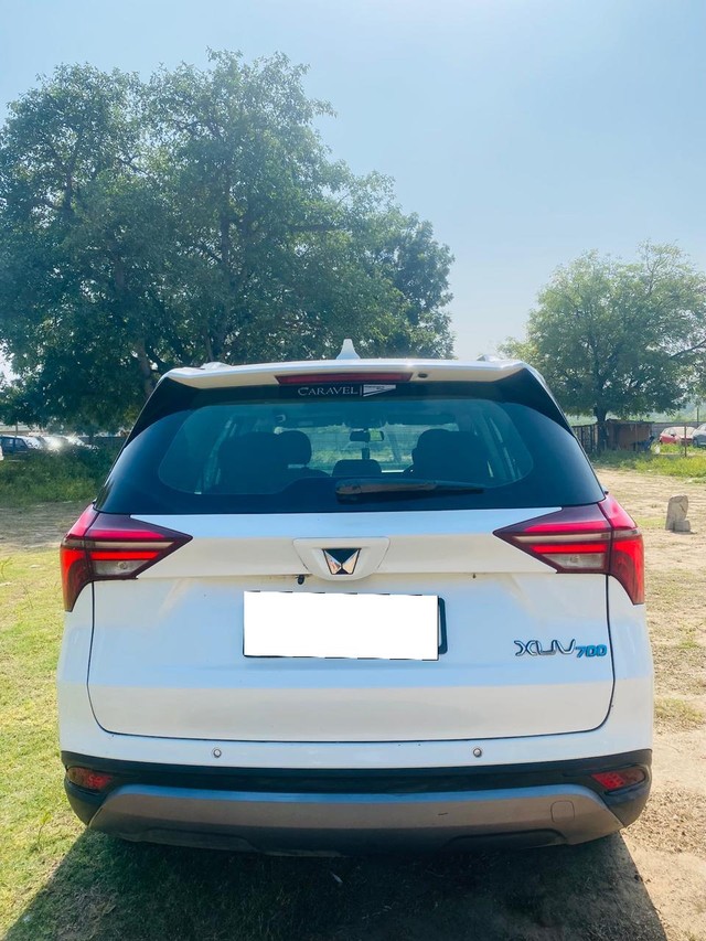 Second-hand 2022 Mahindra XUV700 AX5 AT BSVI for sale in Ahmedabad-2