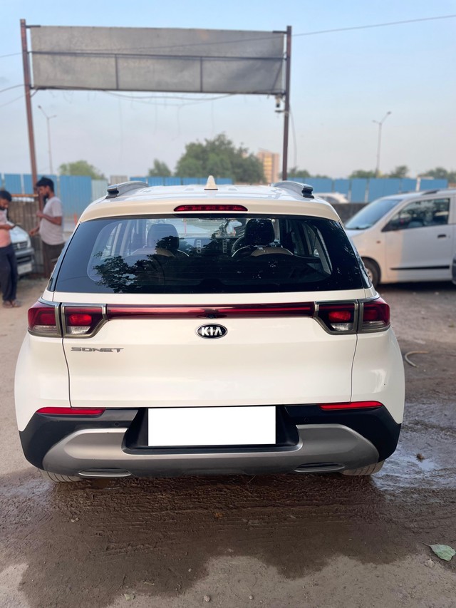 Kia Sonet HTK Plus Diesel BSVI Second-hand 2021 Kia Sonet HTK Plus Diesel BSVI for sale in Ahmedabad-2