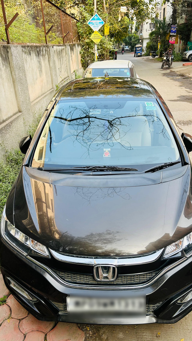 Second-hand 2022 Honda Jazz ZX CVT for sale in Indore-7