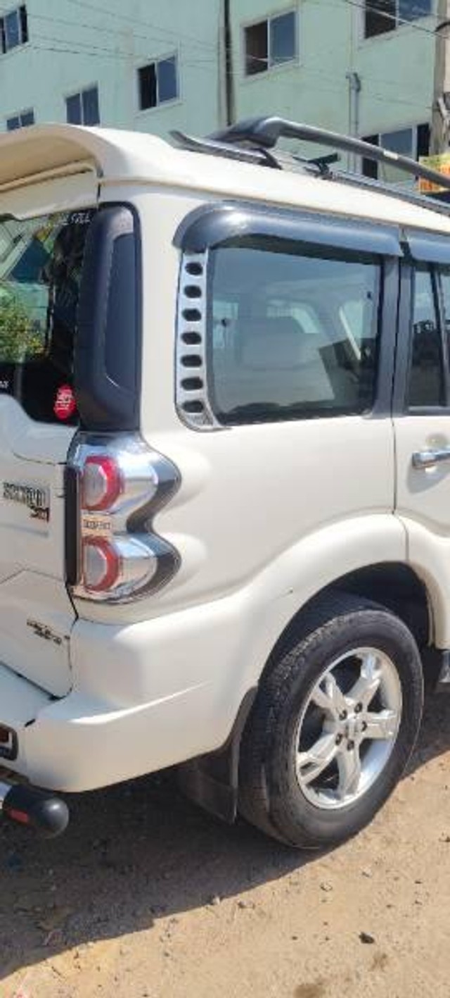 Second-hand 2015 Mahindra Scorpio S10 7 Seater 2WD for sale in Hyderabad-13