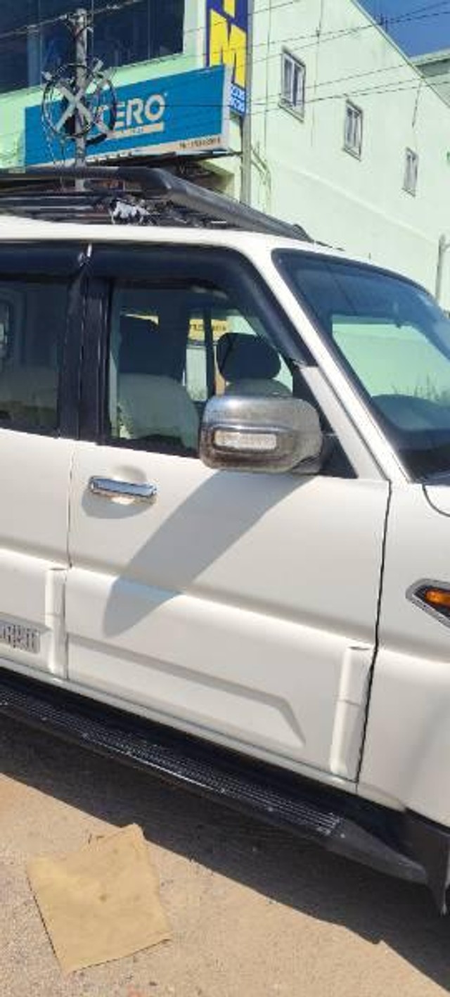 Second-hand 2015 Mahindra Scorpio S10 7 Seater 2WD for sale in Hyderabad-11