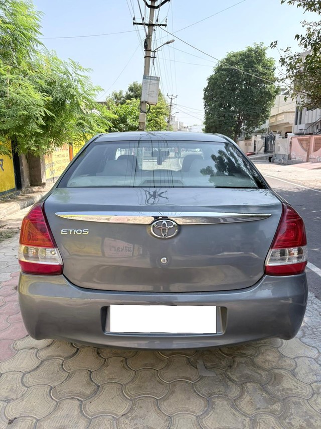 Second-hand 2014 Toyota Etios Cross 1.4L GD for sale in Sri Ganganagar-1