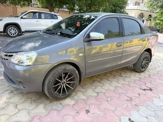 Second-hand 2014 Toyota Etios Cross 1.4L GD for sale in Sri Ganganagar-4