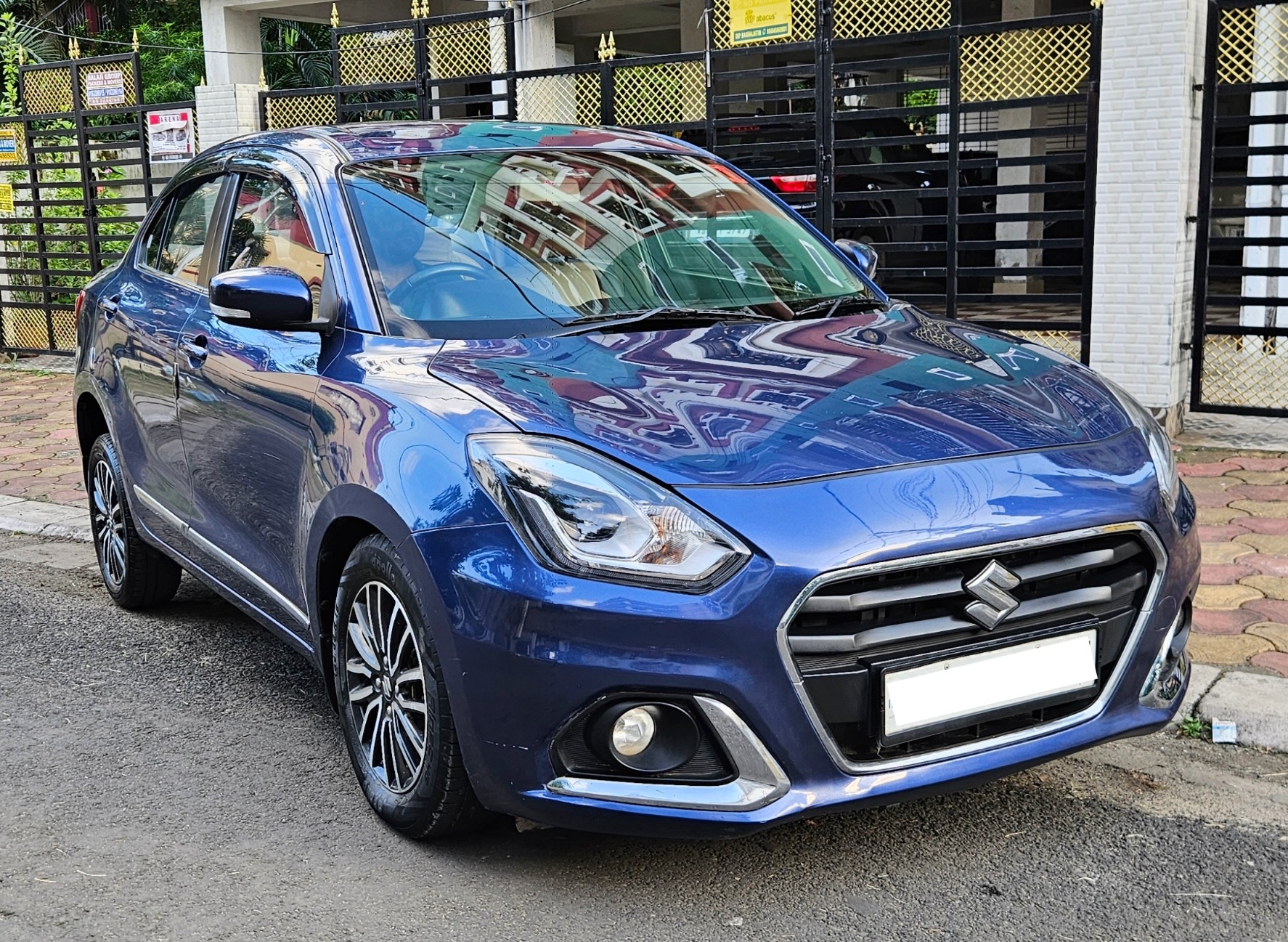 翠ページ Used 2018 Maruti Suzuki Dzire ZXI Plus AGS BS IV in Noida, India