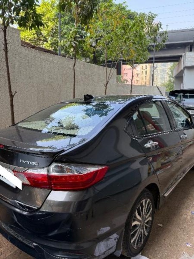 Second-hand 2019 Honda City i-VTEC CVT ZX for sale in Mumbai-3