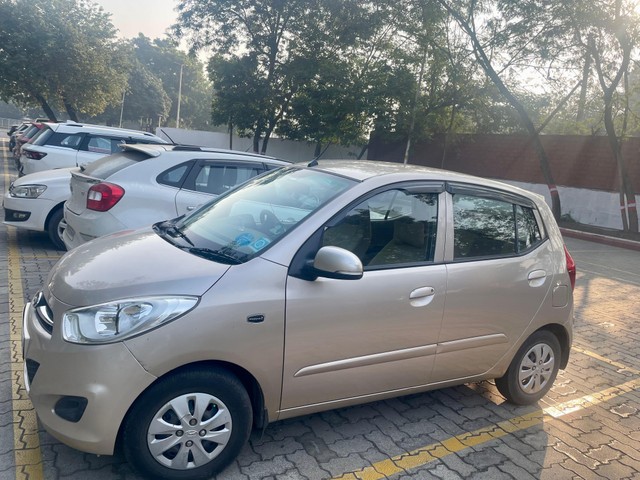 Second-hand 2010 Hyundai i10 Sportz for sale in Bhopal-0