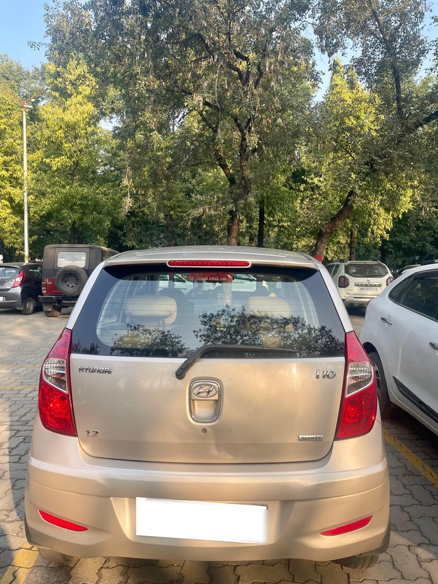 Second-hand 2010 Hyundai i10 Sportz for sale in Bhopal-1