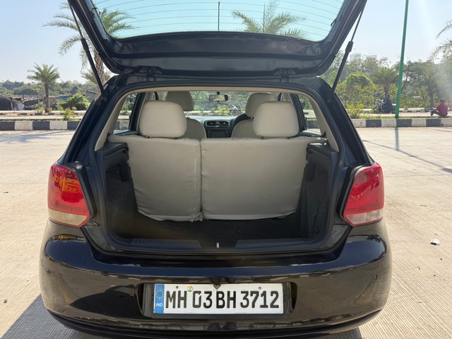 Second-hand 2012 Volkswagen Polo Petrol Highline 1.2L for sale in Thane-9