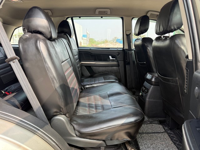 Second-hand 2017 Tata Hexa XTA for sale in Thane-11