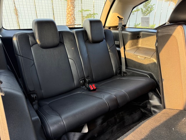 Second-hand 2017 Tata Hexa XTA for sale in Thane-10