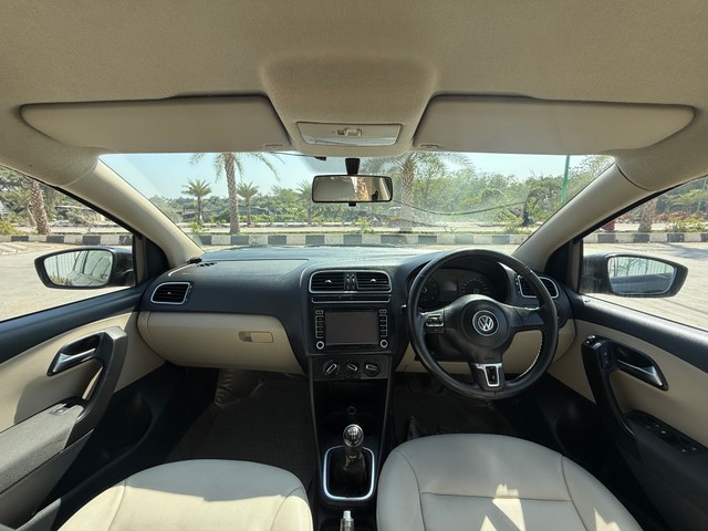 Second-hand 2012 Volkswagen Polo Petrol Highline 1.2L for sale in Thane-10