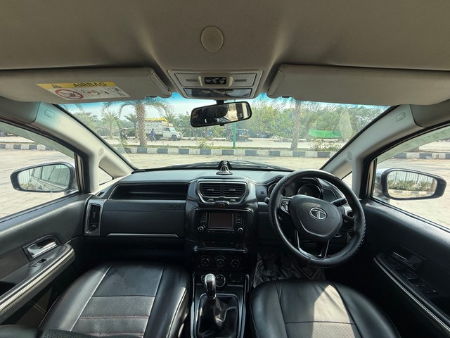 Second-hand 2017 Tata Hexa XTA for sale in Thane-10