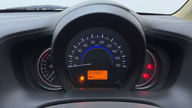 Second-hand 2016 Honda Brio S MT for sale in Sonipat-13