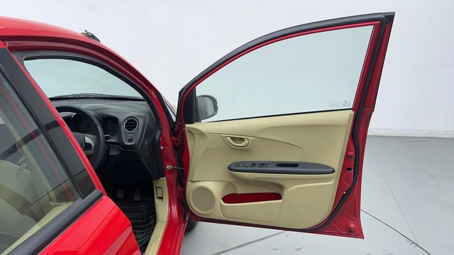 Second-hand 2016 Honda Brio S MT for sale in Sonipat-16