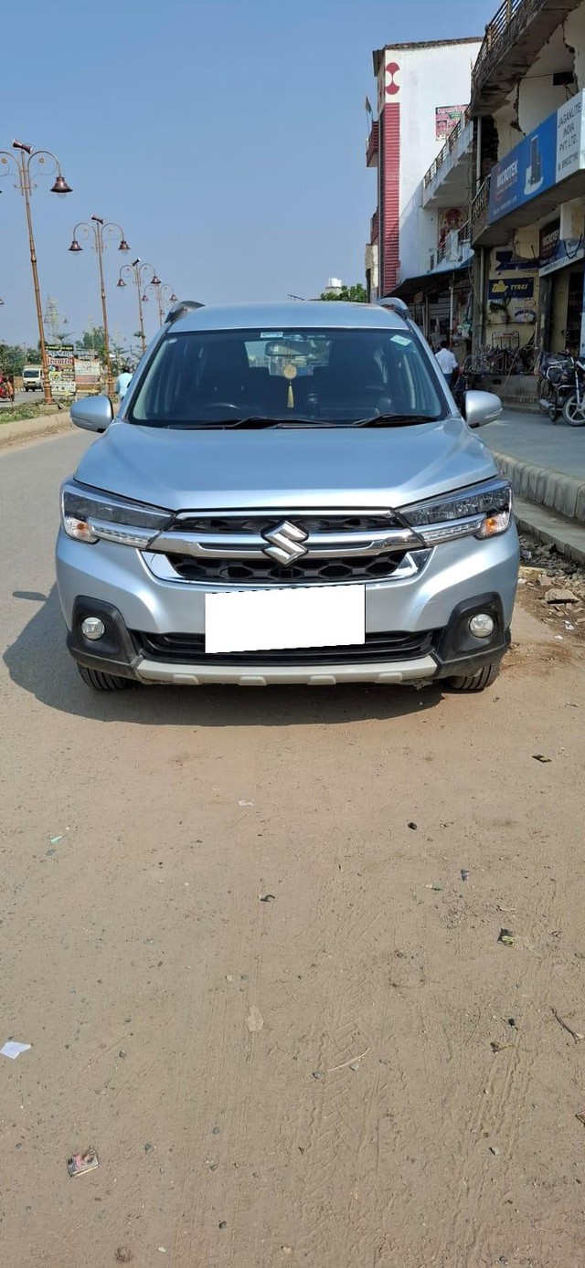 Second-hand 2023 Maruti XL6 Zeta CNG for sale in Varanasi-4