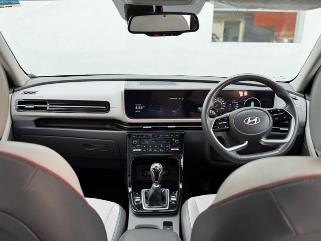 Second-hand 2024 Hyundai Creta SX (O) for sale in New Delhi-24