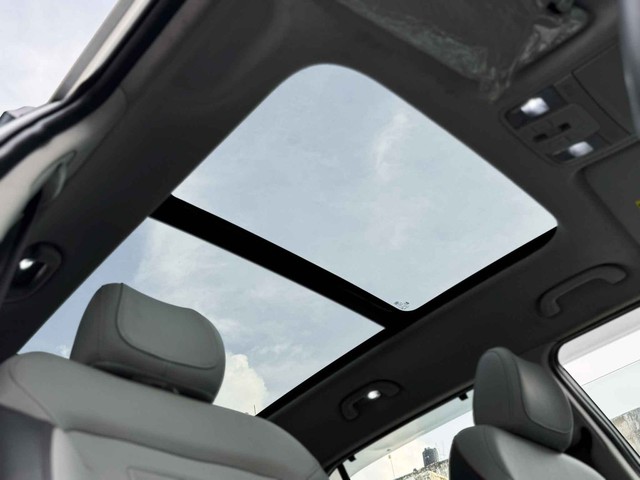 Second-hand 2024 Hyundai Creta SX (O) for sale in New Delhi-4