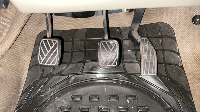 Second-hand 2016 Maruti Celerio VXI for sale in Kolkata-14