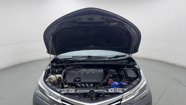 Second-hand 2018 Toyota Corolla Altis Petrol LE for sale in Gurgaon-8