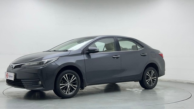 Second-hand 2018 Toyota Corolla Altis Petrol LE for sale in Gurgaon-0