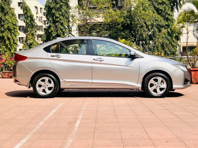Second-hand 2015 Honda City i VTEC CVT VX for sale in Mumbai-1