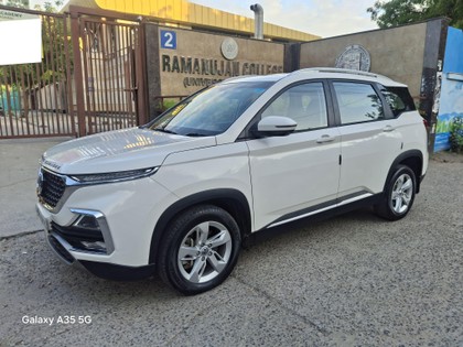 Second-hand 2022 MG Hector Shine MT for sale in New Delhi