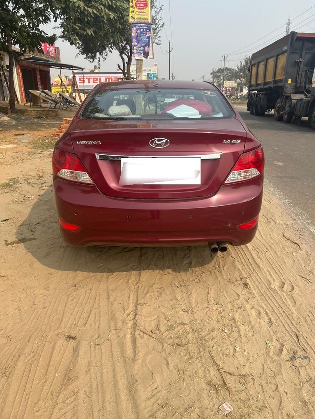Second-hand 2014 Hyundai Verna 1.6 SX for sale in Greater Noida-1