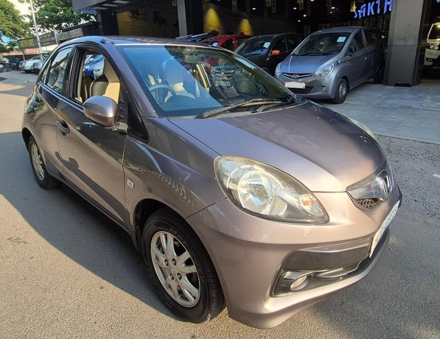Second-hand 2012 Honda Brio S MT for sale in Chennai-10