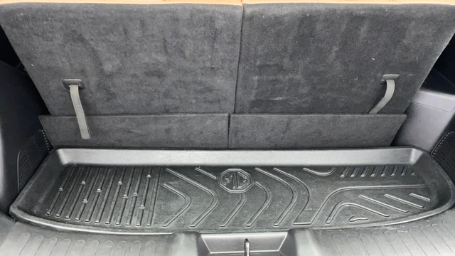 Second-hand 2020 MG Hector Plus Sharp Hybrid MT for sale in Kochi-19