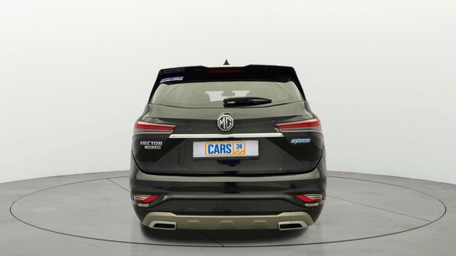 Second-hand 2020 MG Hector Plus Sharp Hybrid MT for sale in Kochi-3