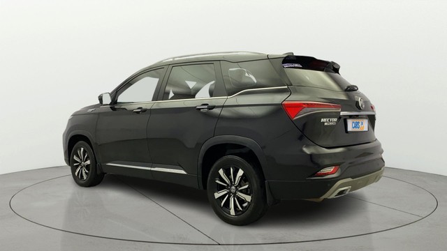 Second-hand 2020 MG Hector Plus Sharp Hybrid MT for sale in Kochi-4