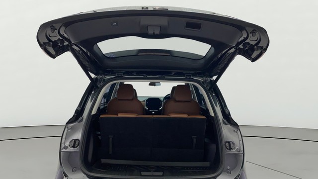 Second-hand 2020 MG Hector Plus Sharp Hybrid MT for sale in Kochi-20