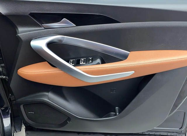 Second-hand 2020 MG Hector Plus Sharp Hybrid MT for sale in Kochi-17