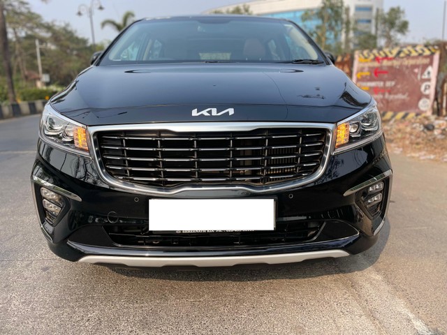 Second-hand 2021 Kia Carnival Limousine Plus for sale in Mumbai-5