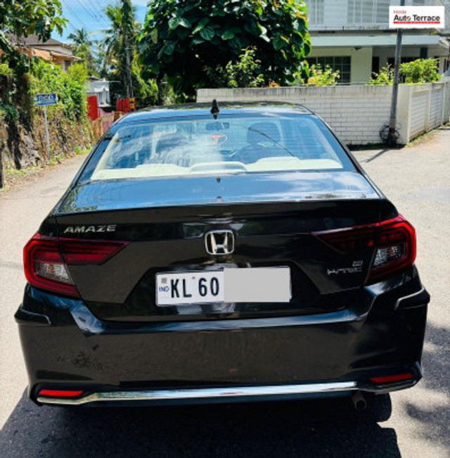Second-hand 2021 Honda Amaze VX CVT Petrol for sale in Kannur-1