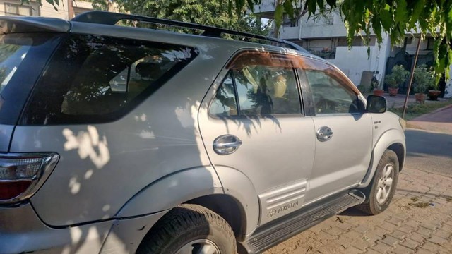 Second-hand 2010 Toyota Fortuner 3.0 Diesel for sale in Jaipur-2