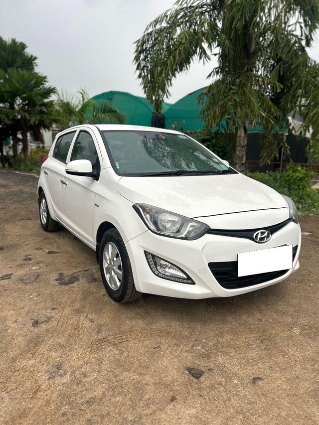 Second-hand 2013 Hyundai i20 Asta 1.2 for sale in Pune