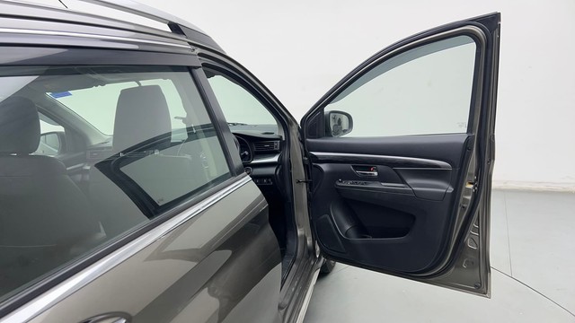 Second-hand 2021 Maruti Suzuki XL6 Alpha AT for sale in Chandigarh-16