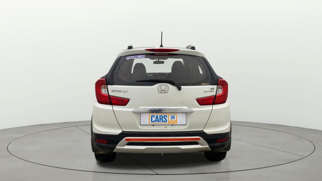 Second-hand 2017 Honda WR-V i-DTEC VX for sale in Gulbarga-3