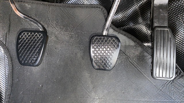 Second-hand 2017 Honda WR-V i-DTEC VX for sale in Gulbarga-14