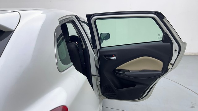 Second-hand 2024 Toyota Glanza V for sale in Karnal-27