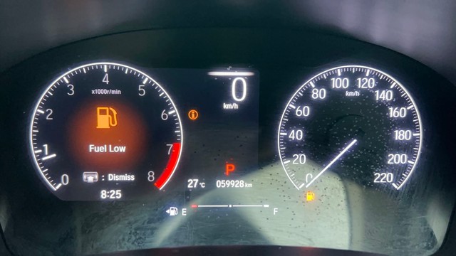 Second-hand 2021 Honda City ZX MT for sale in Chennai-13