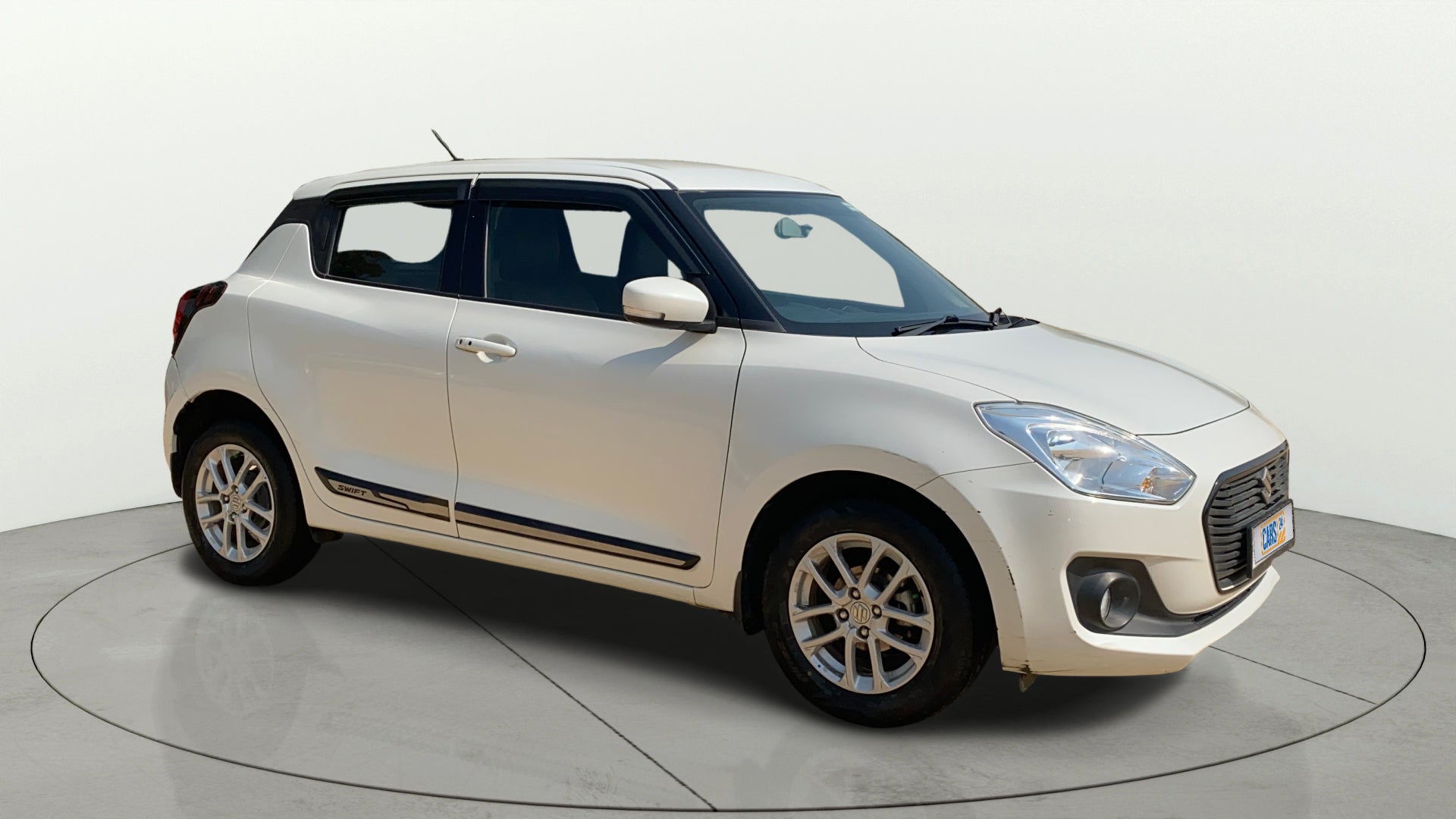 Buy Used Maruti Swift ZXI AMT of 2018 model @ 5,07,580 INR in