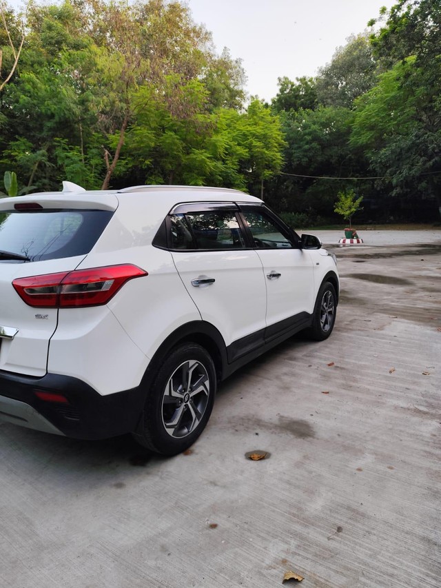 Second-hand 2019 Hyundai Creta 1.6 SX Automatic for sale in New Delhi-2