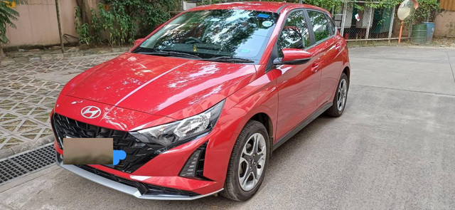 Second-hand 2024 Hyundai i20 Sportz IVT for sale in Kolkata-0