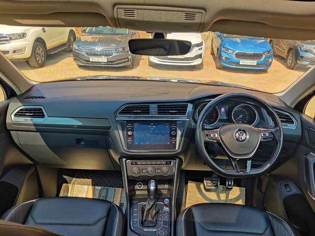 Second-hand 2018 Volkswagen Tiguan 2.0 TDI Highline for sale in Mumbai-22