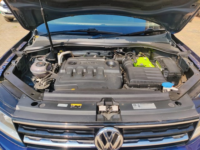 Second-hand 2018 Volkswagen Tiguan 2.0 TDI Highline for sale in Mumbai-5