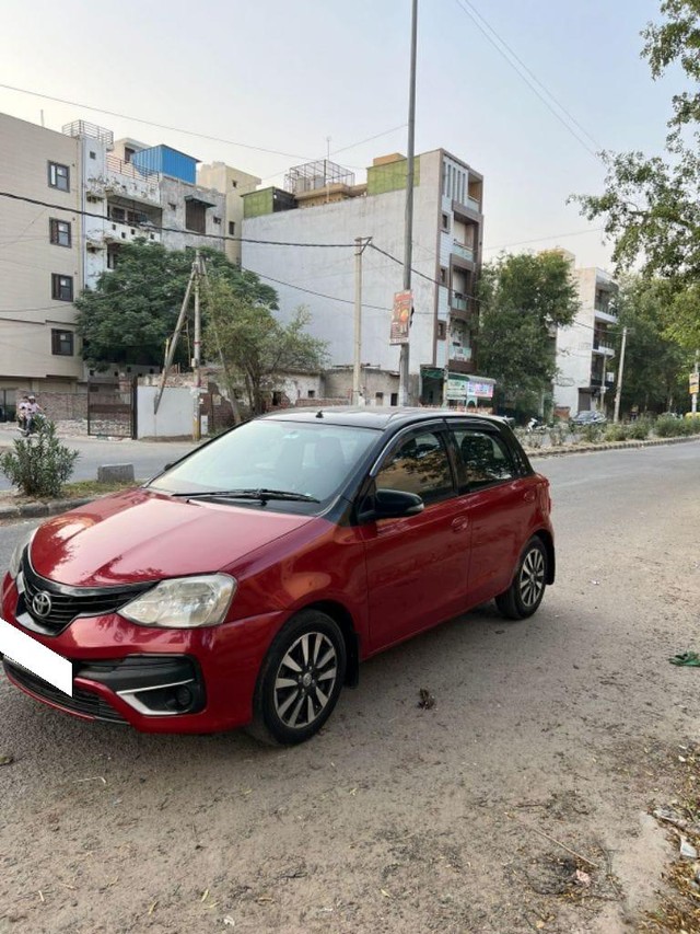 Second-hand 2018 Toyota Etios Liva 1.2 V for sale in New Delhi-6