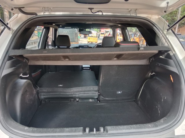 Second-hand 2023 Hyundai Venue N Line N8 turbo DCT for sale in Hyderabad-6