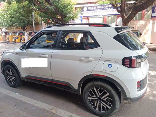 Second-hand 2023 Hyundai Venue N Line N8 turbo DCT for sale in Hyderabad-5